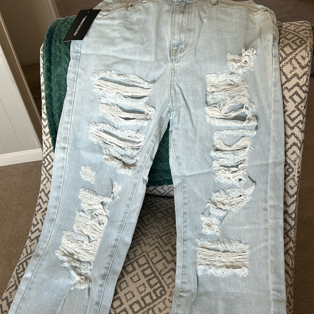 Bleach Washes Full Distressed Slit Hem Jeans